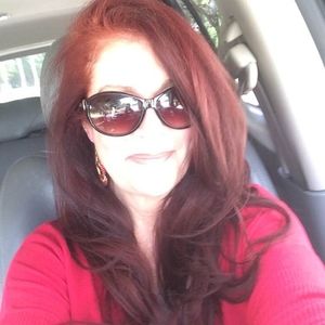 Meet your Posher, Cindy